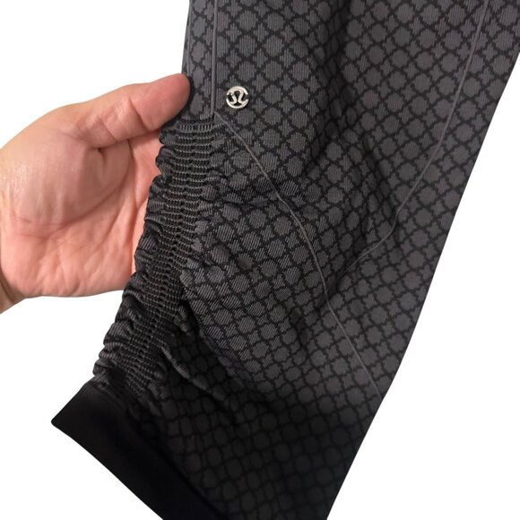 Lululemon In The Flow Crop Leggings Heathered Deep Coal Geometric Women's 10 - Picture 5 of 8